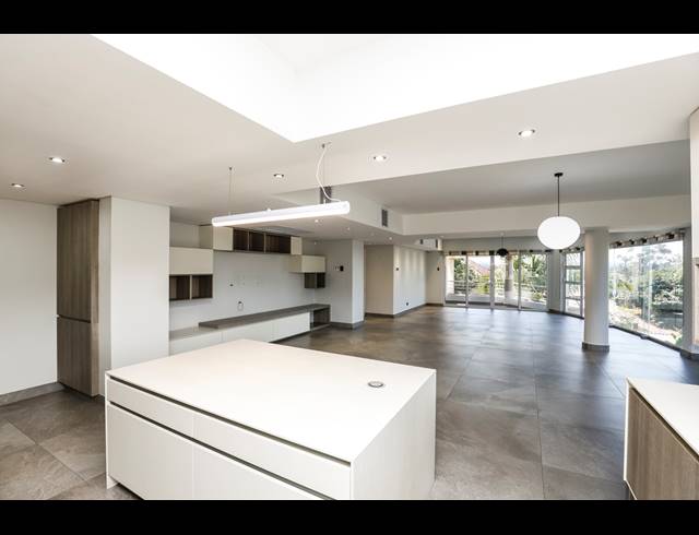 3 BEDROOM APARTMENT TO LET IN MUSGRAVE
